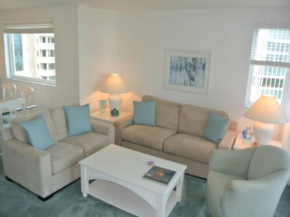 Beachfront Condo with Hot Tub, Naples